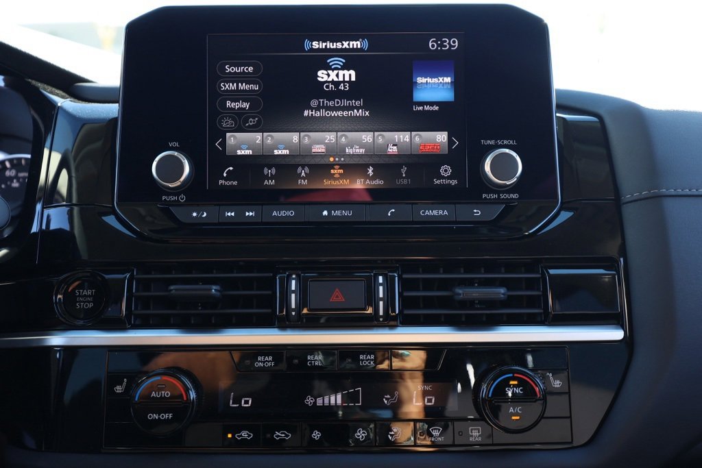 New 2025 Nissan Pathfinder SV w/ Cargo Package image 29