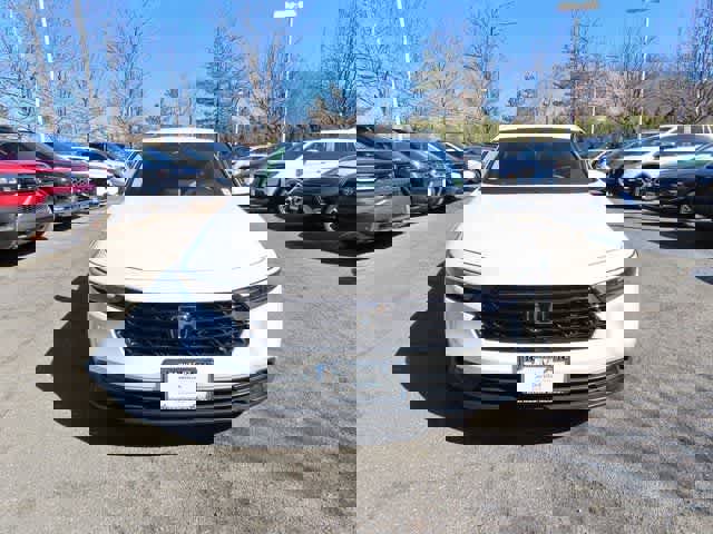 Certified 2023 Honda Accord LX image 6