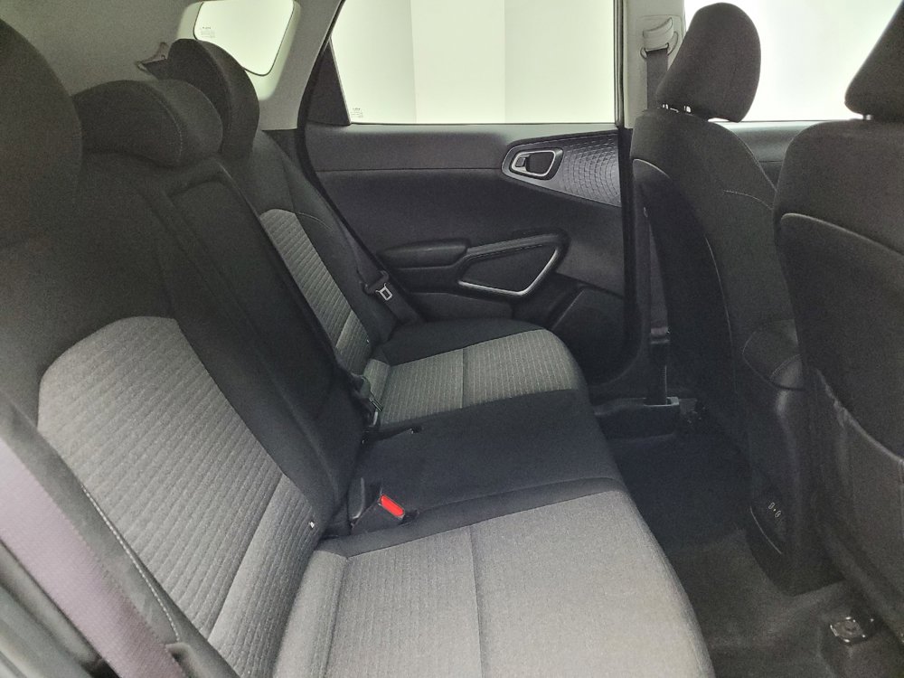 Used 2024 Kia Soul EX image 19