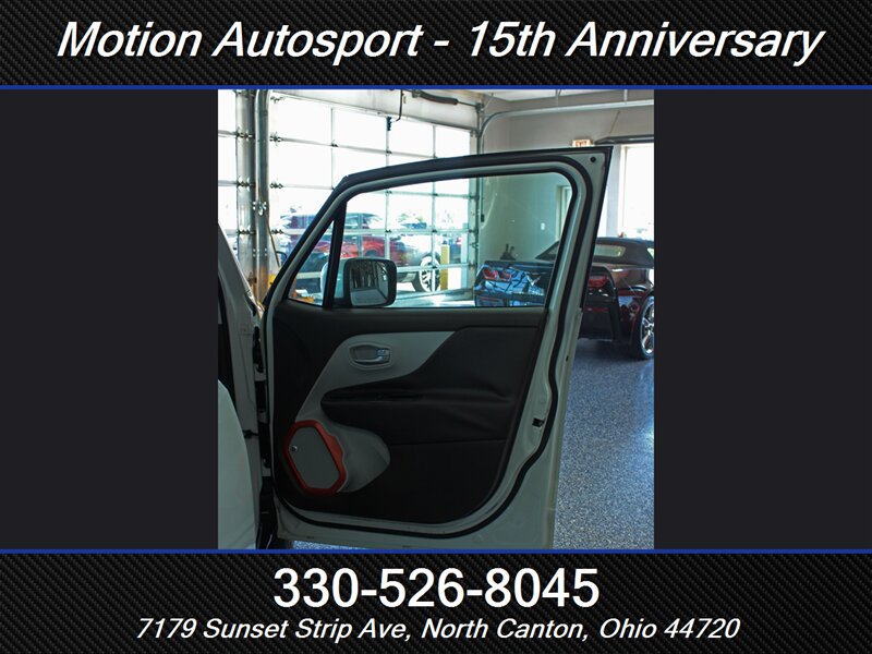 Used 2016 Jeep Renegade Limited FWD image 26