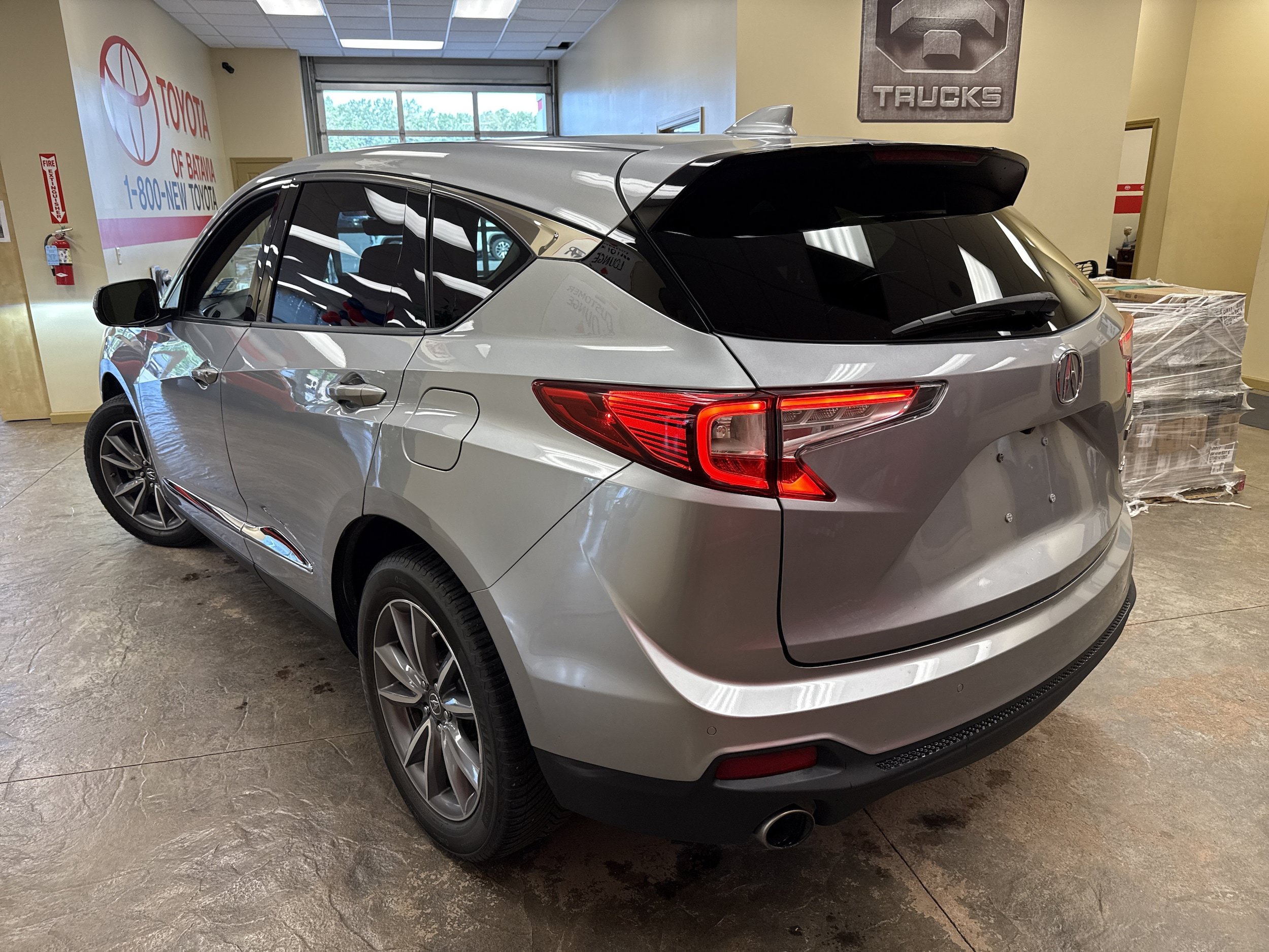 Used 2019 Acura RDX w/ Technology Package AWD/4WD image 9