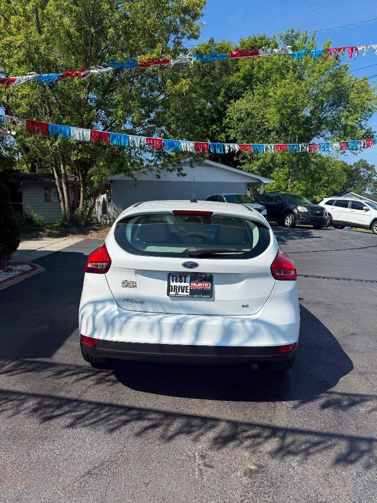 Used 2017 Ford Focus SE FWD image 7