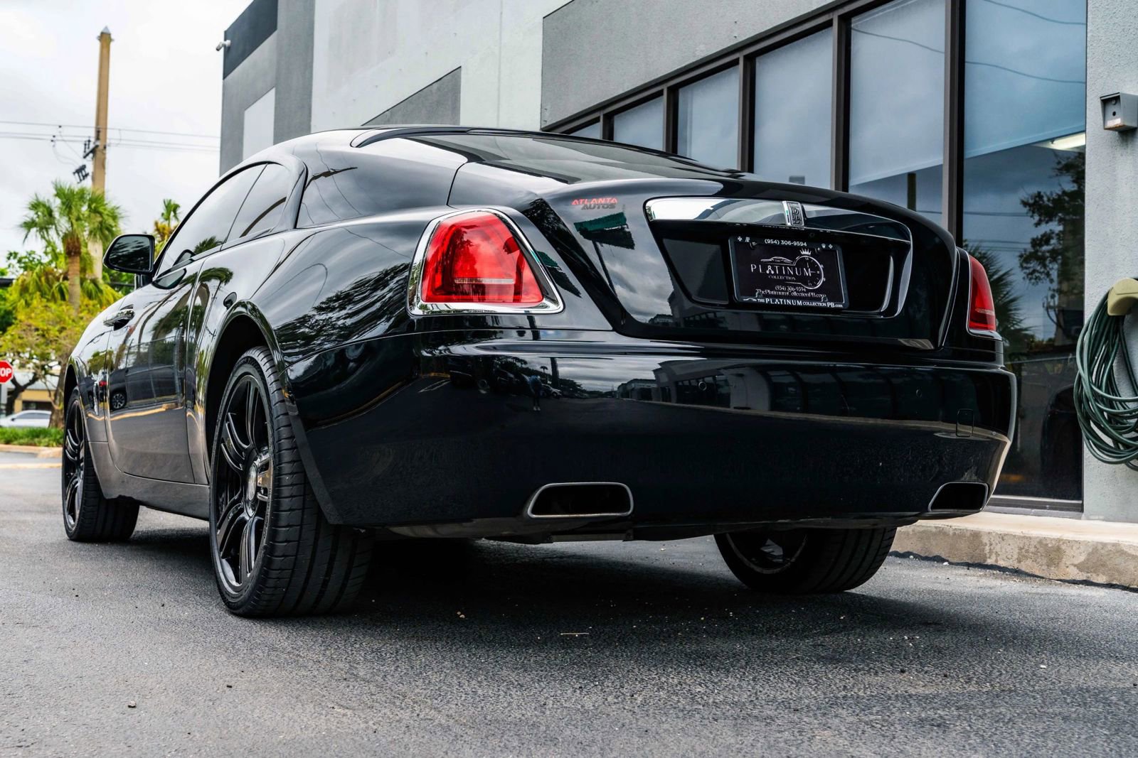 Used 2015 Rolls-Royce Wraith RWD image 10