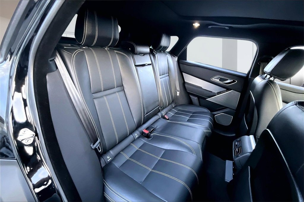 Used 2020 Land Rover Range Rover Velar R-Dynamic S image 23