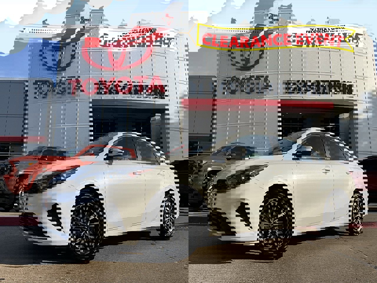 Used 2024 Kia Forte LXS