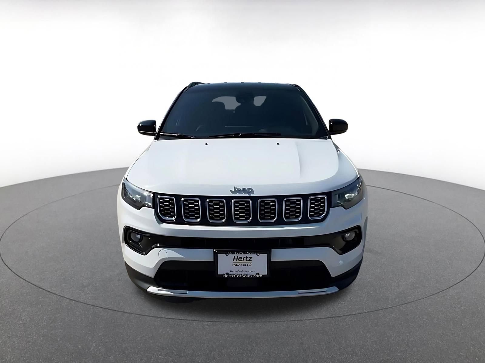 Used 2025 Jeep Compass Limited AWD/4WD image 4