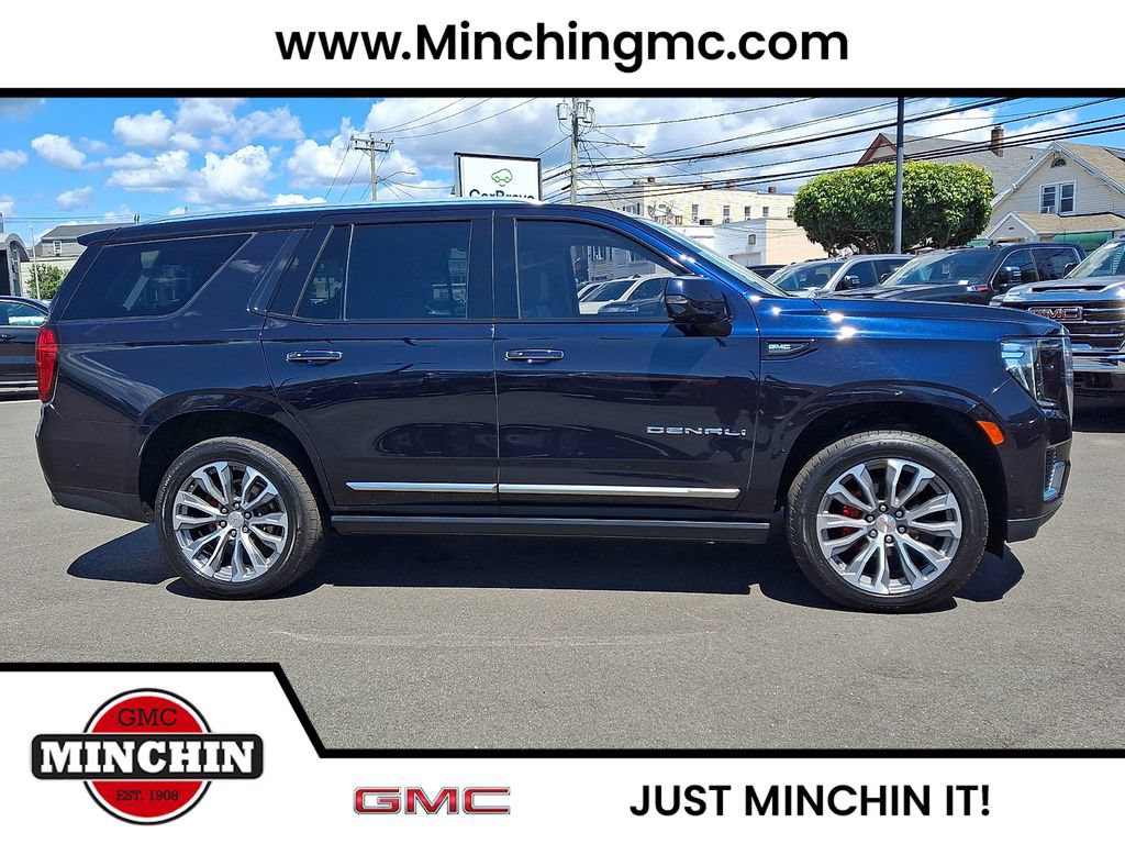 Used 2023 GMC Yukon Denali w/ Advanced Technology Package AWD/4WD image 7