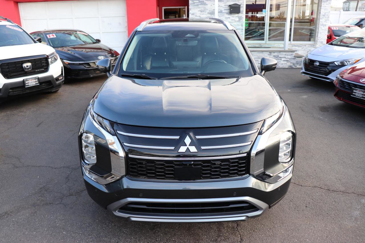 Used 2025 Mitsubishi Outlander SEL FWD image 9
