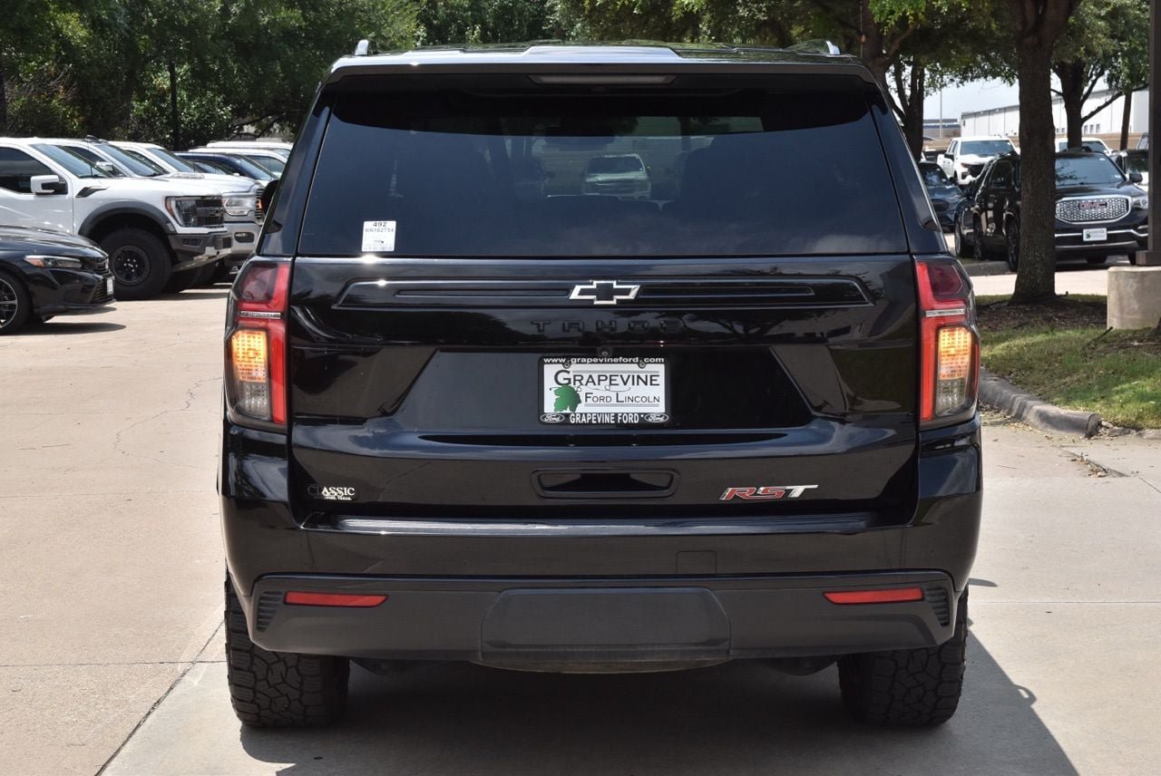 Used 2024 Chevrolet Tahoe RST w/ Luxury Package RWD image 9