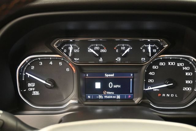 Used 2021 GMC Sierra 1500 AT4 w/ AT4 Value Package AWD/4WD image 9