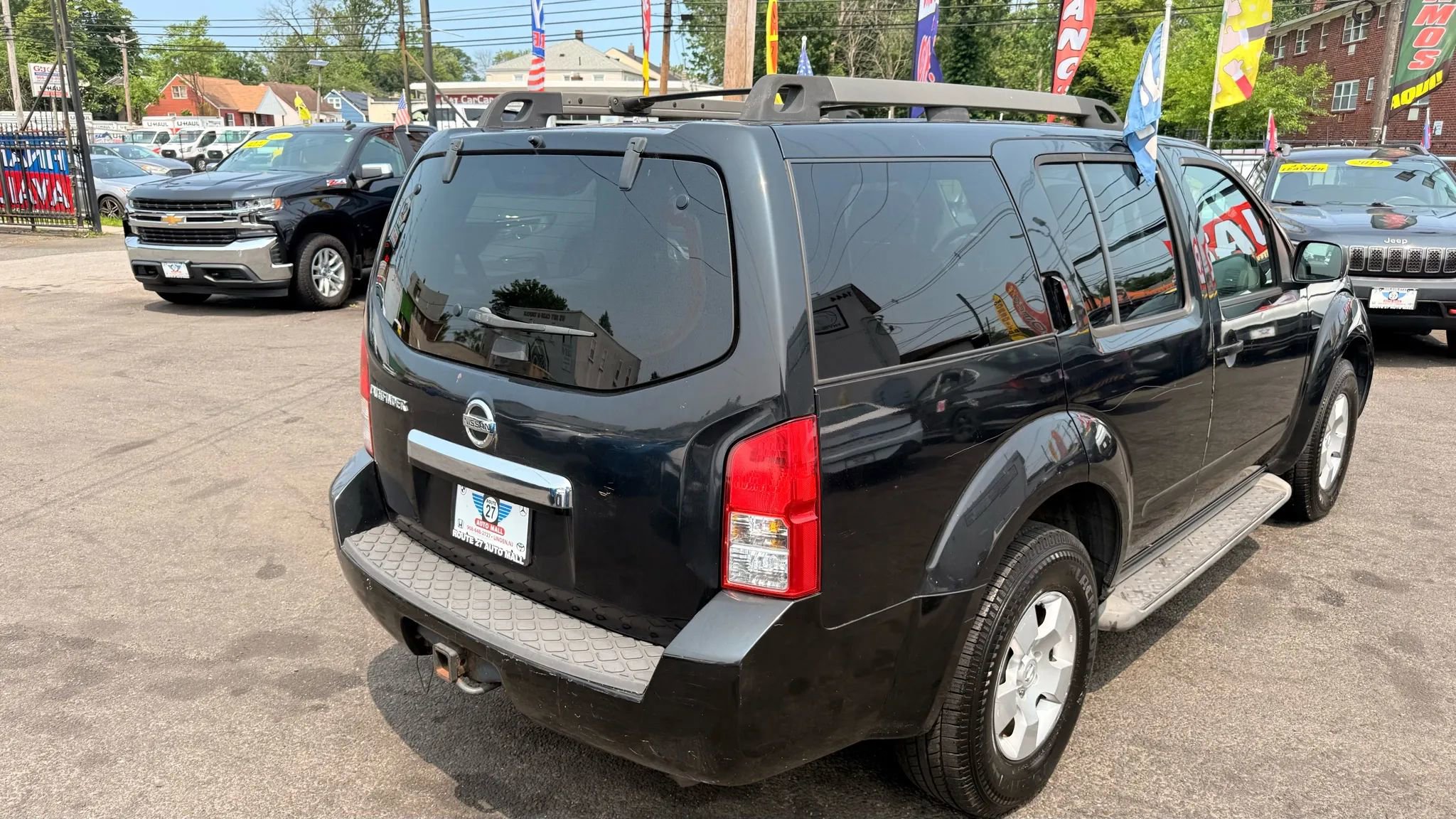 Used 2008 Nissan Pathfinder S image 7