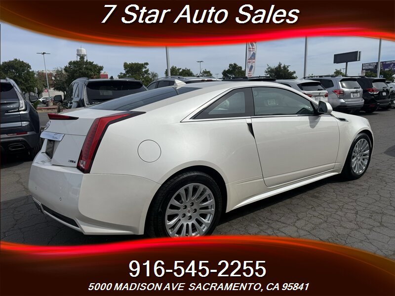 Used 2011 Cadillac CTS Premium image 4