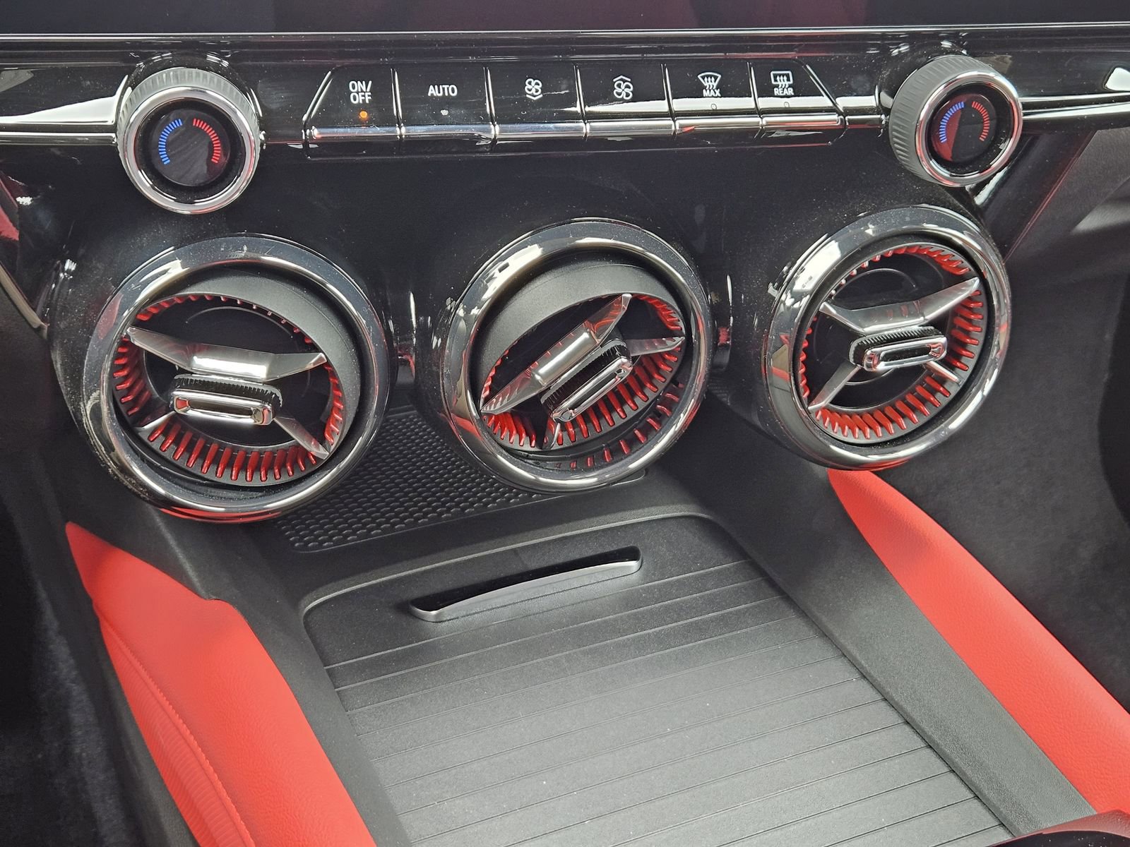 Certified 2025 Chevrolet Blazer EV RS image 22