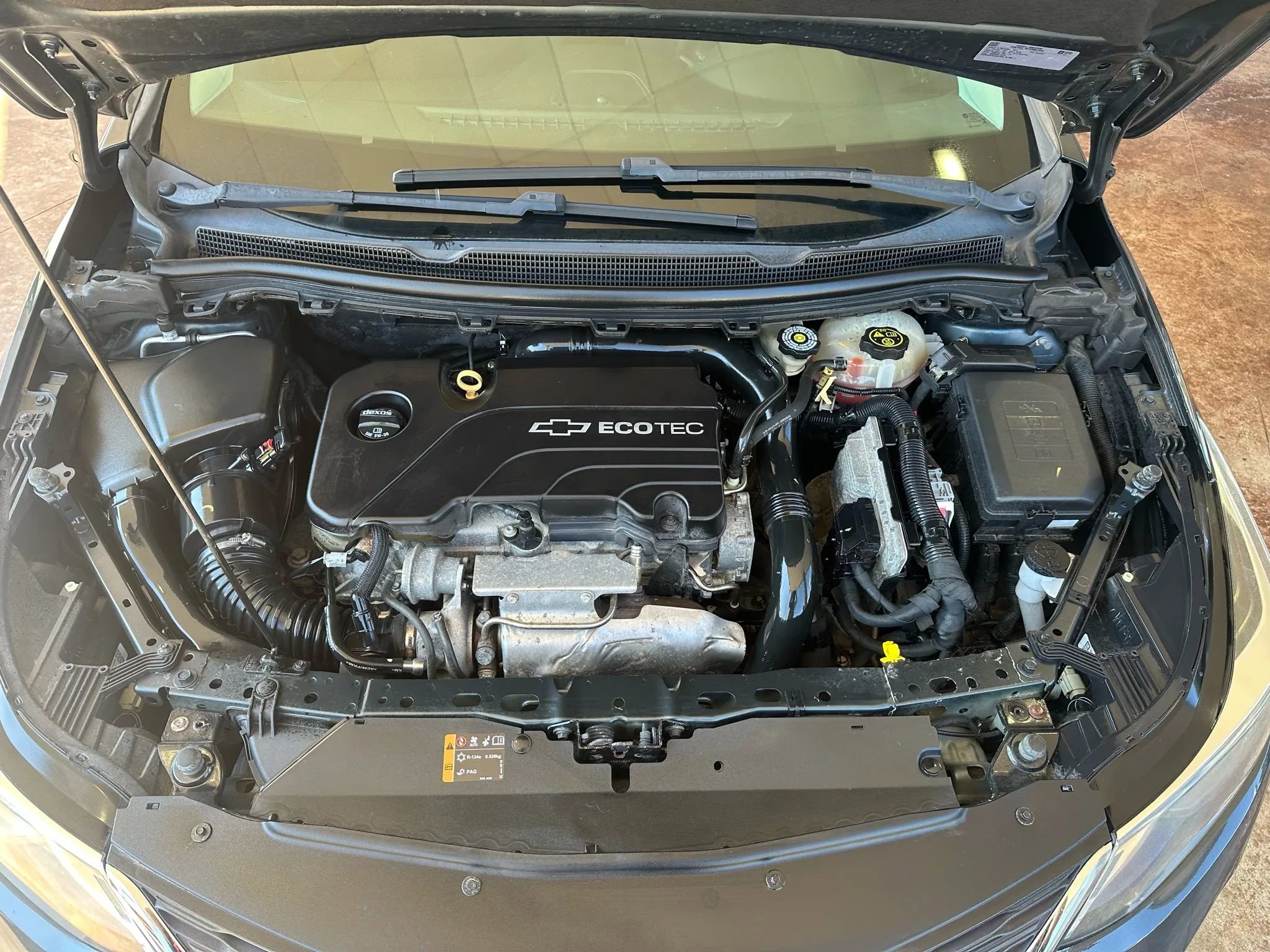 Used 2017 Chevrolet Cruze LT image 29