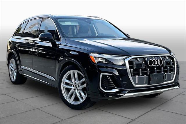 Certified 2025 Audi Q7 3.0T Premium Plus AWD/4WD image 3