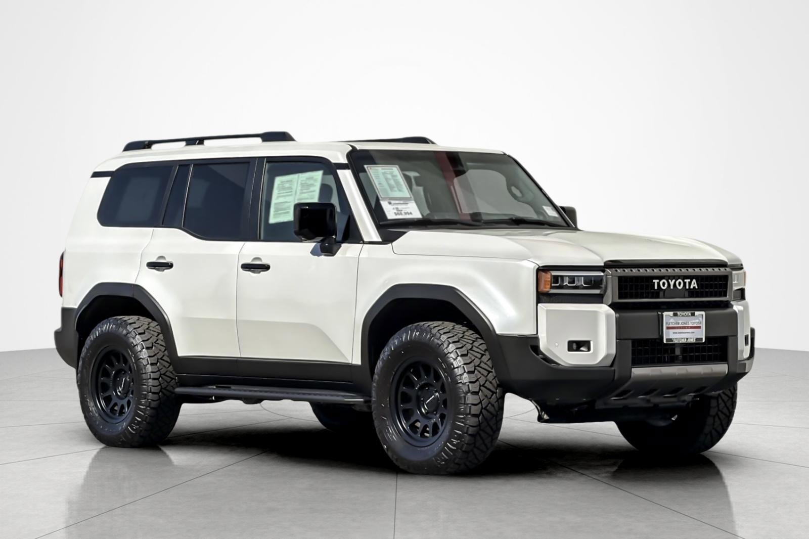 Certified 2025 Toyota Land Cruiser image 7