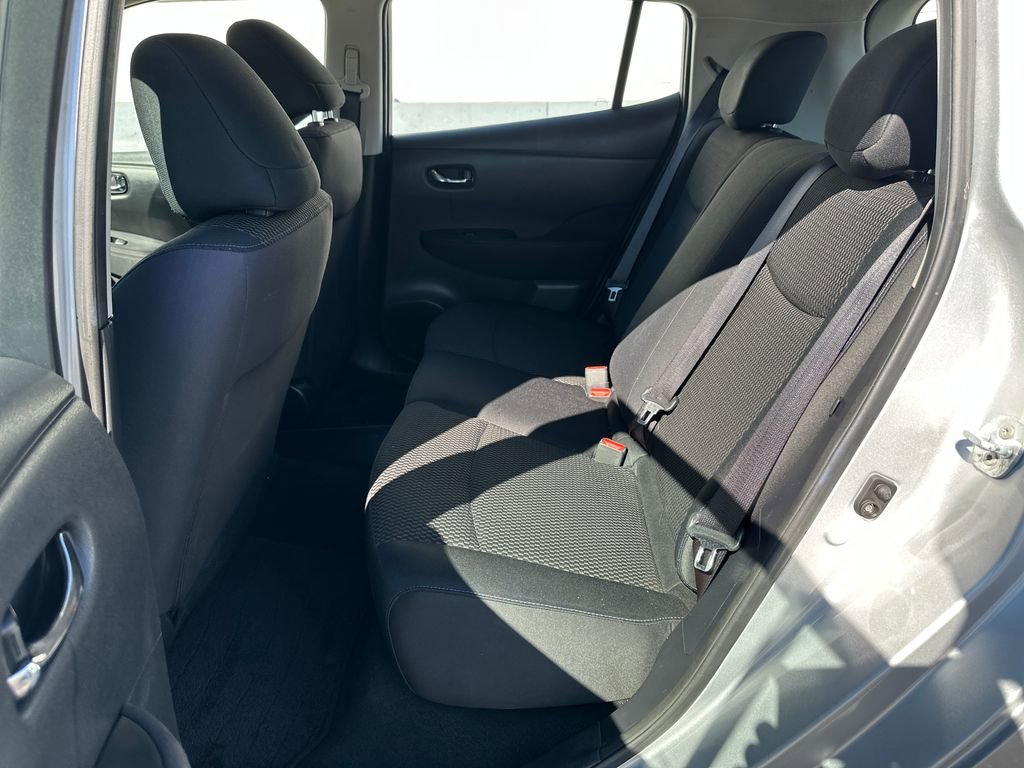 Used 2014 Nissan Leaf S w/ Charge Package FWD image 15