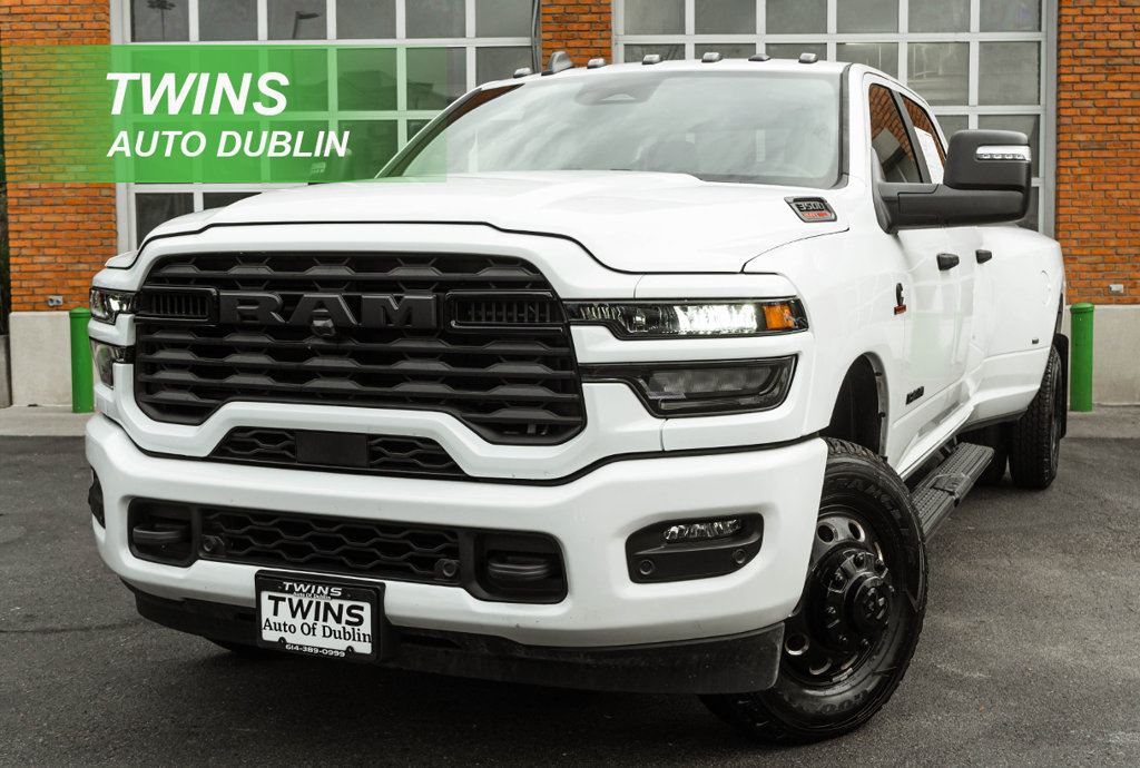 Used 2026 RAM 3500 Lone Star AWD/4WD image 1