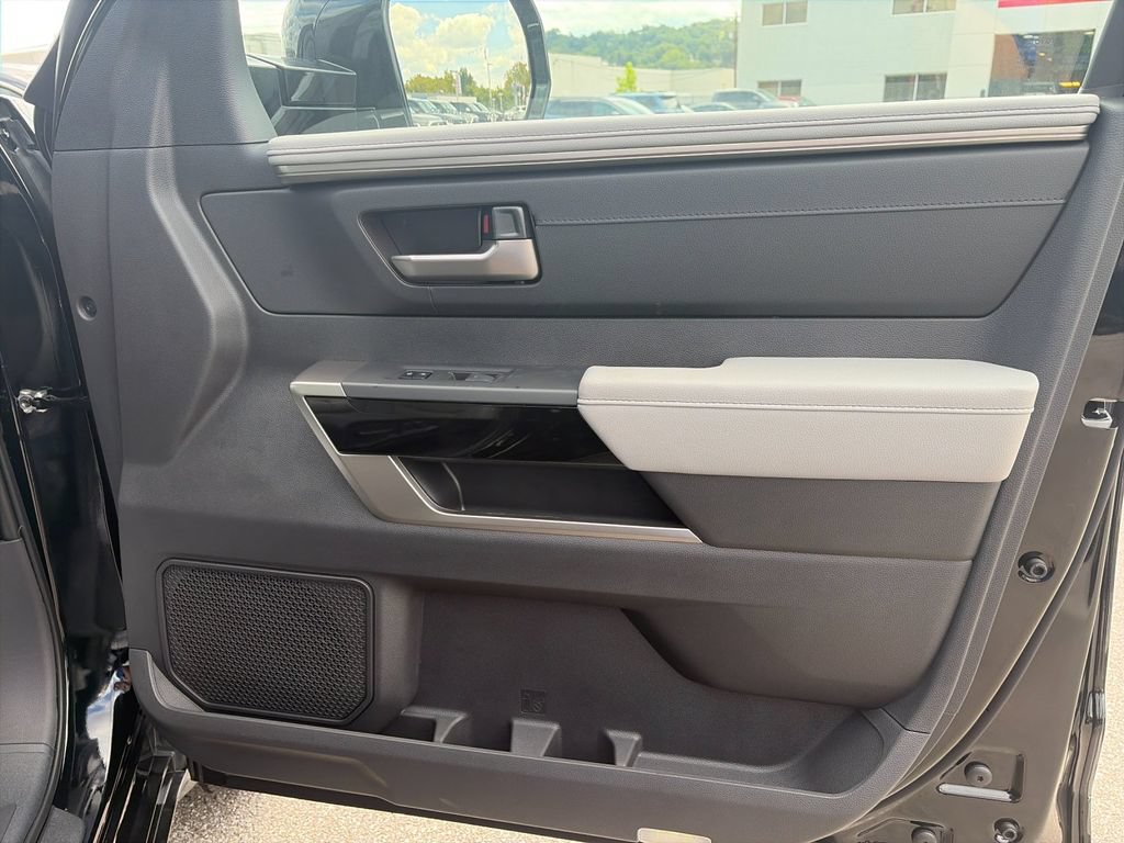 New 2026 Toyota Tundra Limited AWD/4WD image 18