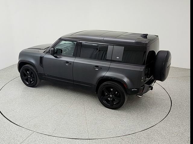 Used 2023 Land Rover Defender 110 image 37