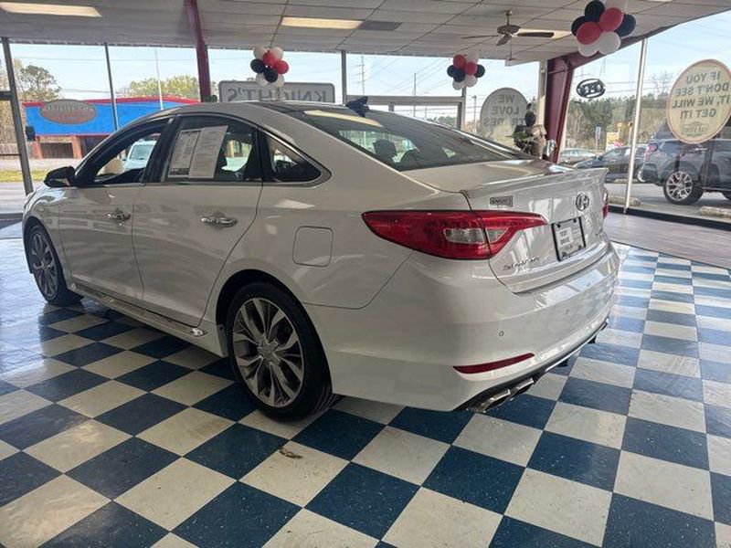 Used 2015 Hyundai Sonata Limited 2.0T w/ Cargo Package FWD image 5