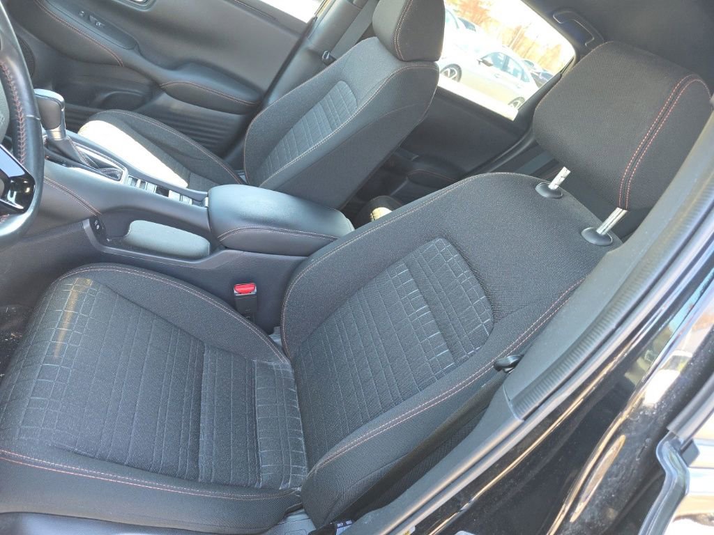 Used 2025 Honda HR-V Sport image 10