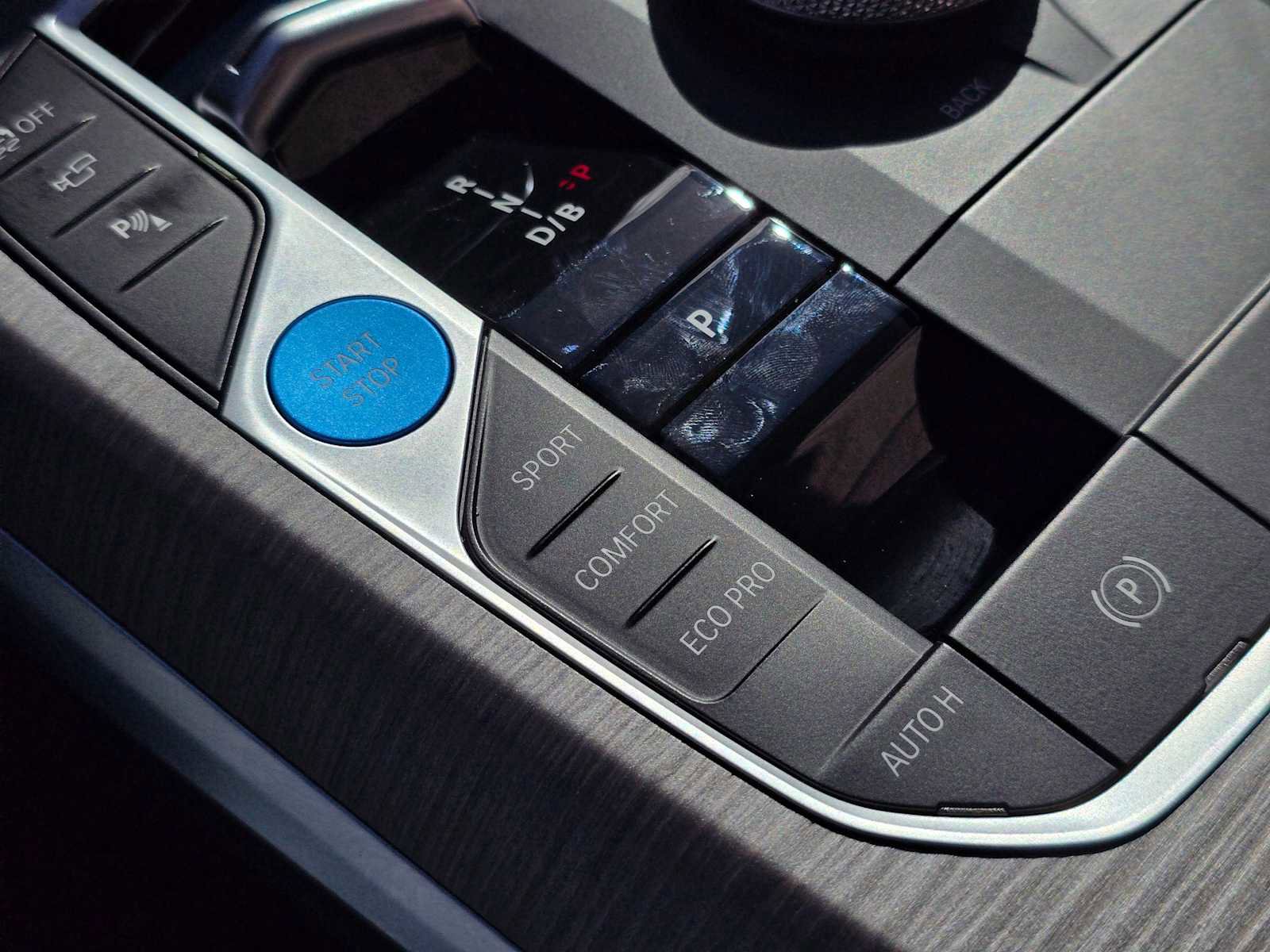 Used 2025 BMW i4 xDrive40i image 34