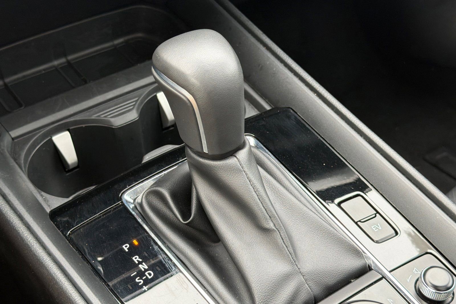 Certified 2025 MAZDA CX-50 2.5 Hybrid w/ Premium Plus Pkg image 21