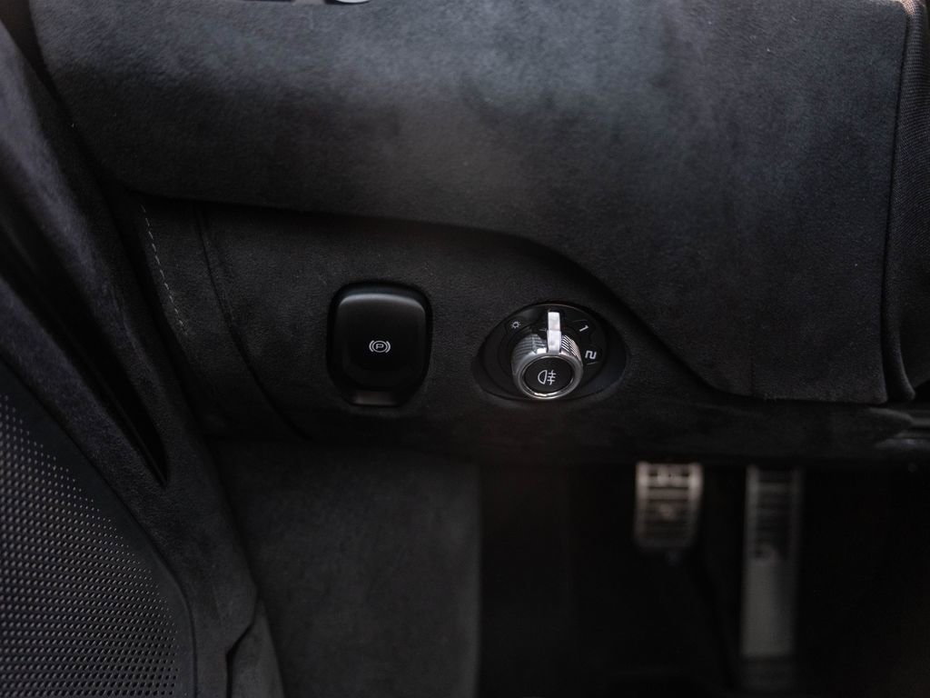 Used 2024 McLaren 750S image 25