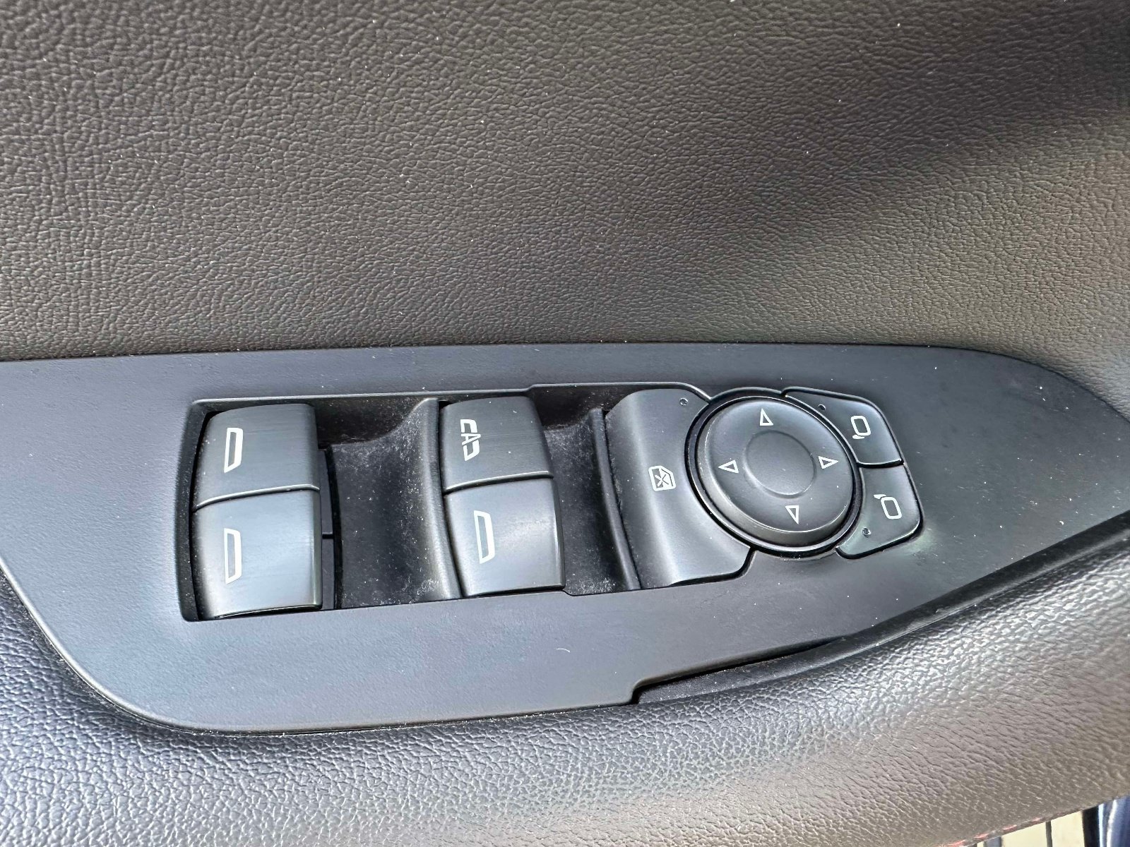 Used 2020 Chevrolet Blazer RS FWD image 17