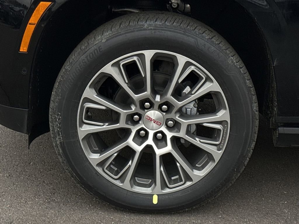 New 2026 GMC Yukon XL Denali w/ Sun & Power Step Package image 12