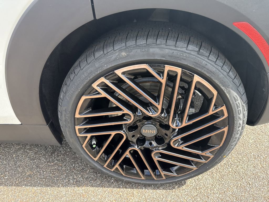 Used 2024 MINI Cooper Clubman S image 19