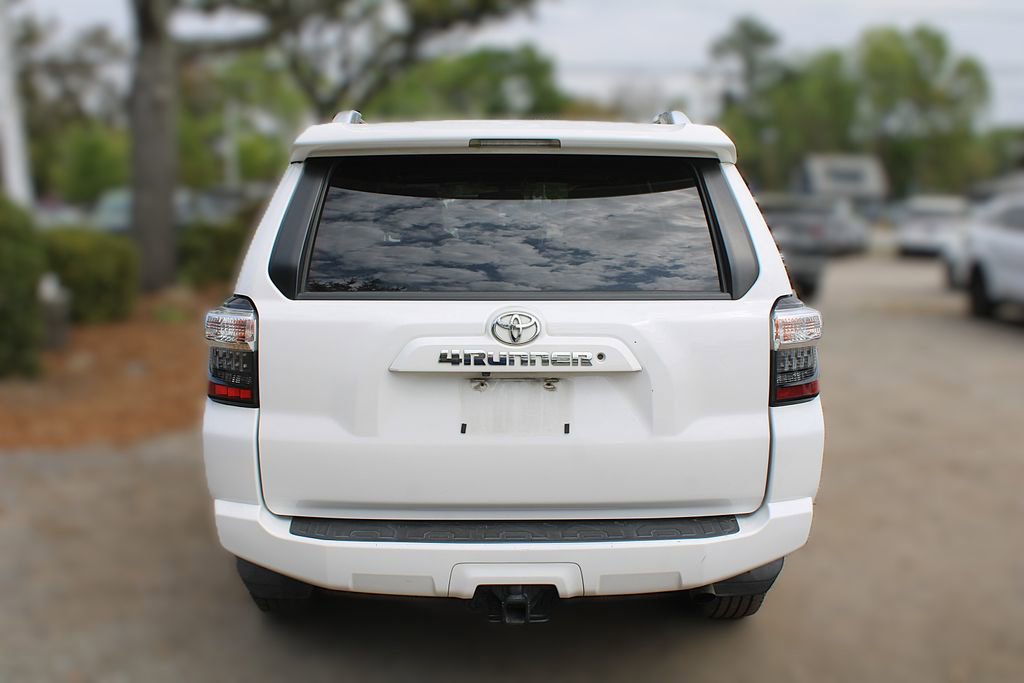 Used 2018 Toyota 4Runner SR5 Premium image 8