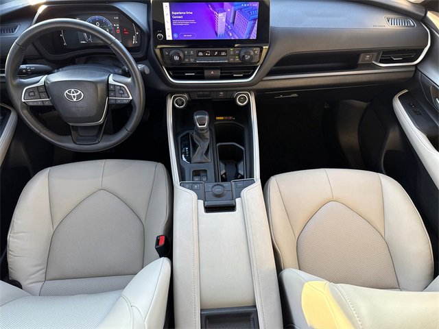 Used 2024 Toyota Grand Highlander XLE image 12