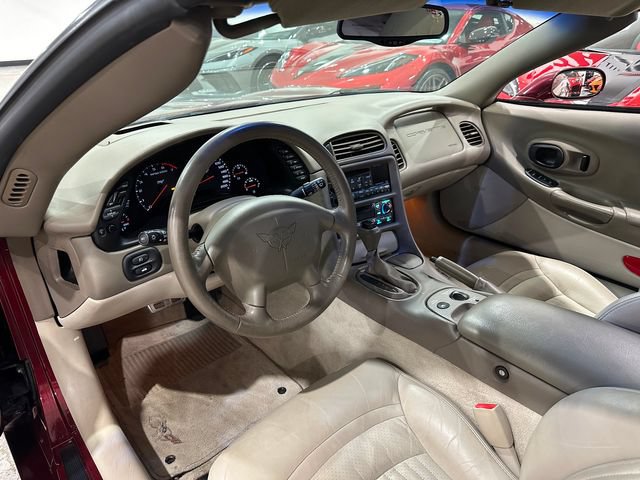 Used 2003 Chevrolet Corvette Coupe w/ Preferred Equipment Group RWD image 11