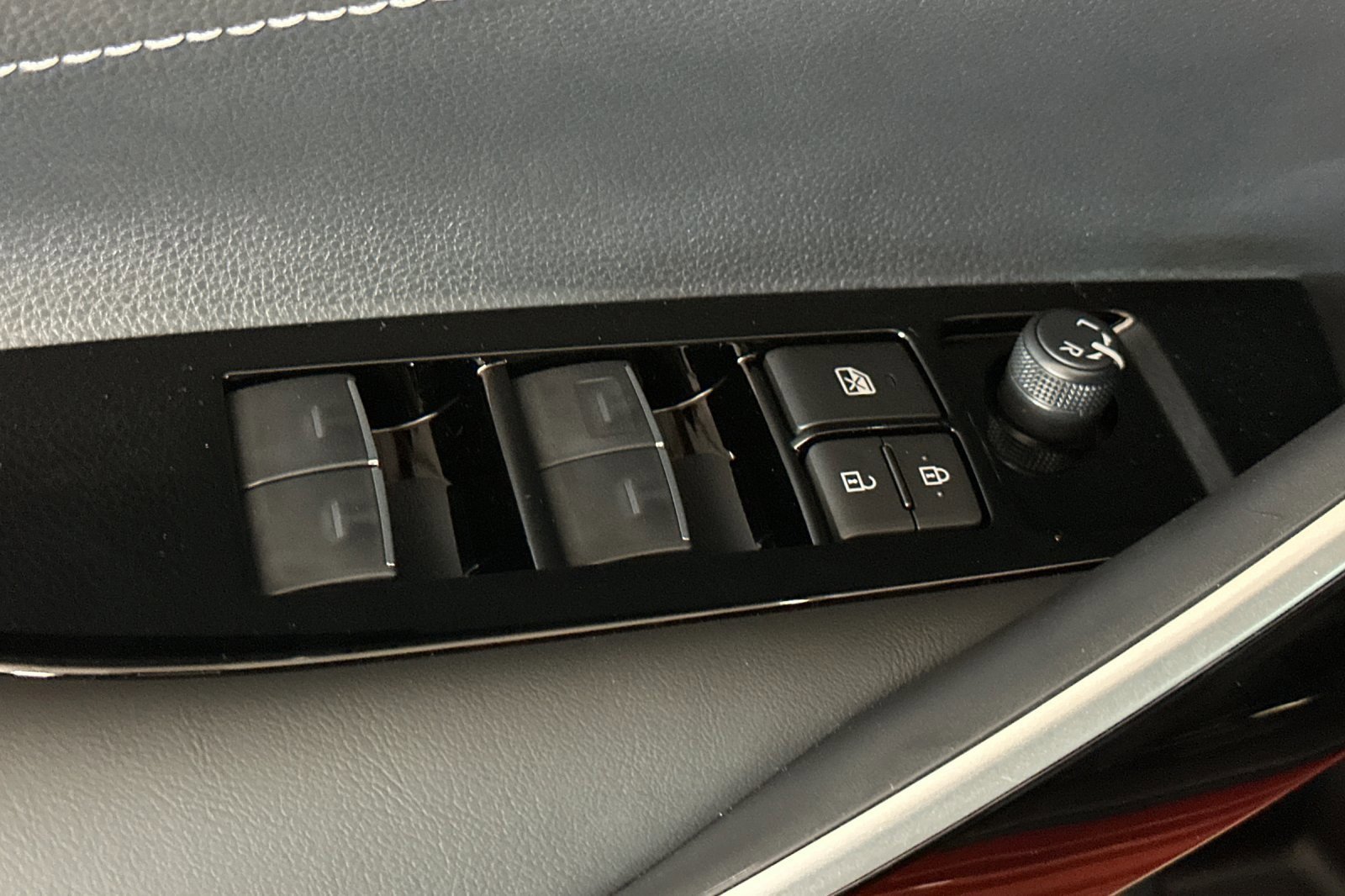 New 2026 Toyota Corolla XSE image 12