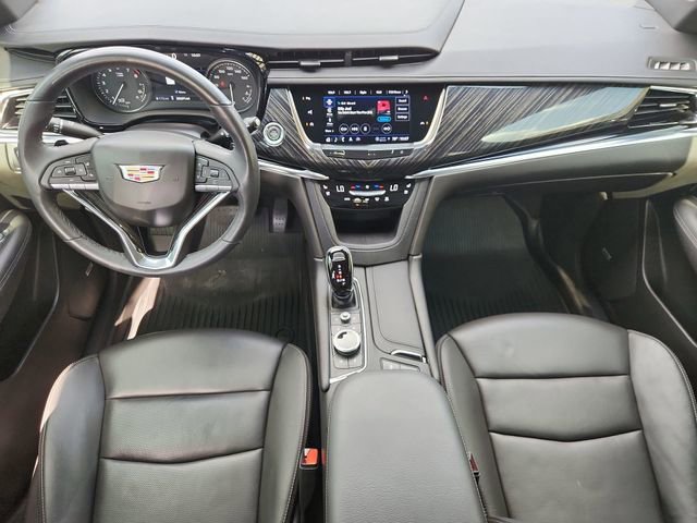 Certified 2023 Cadillac XT6 Premium Luxury w/ Technology Package FWD image 21