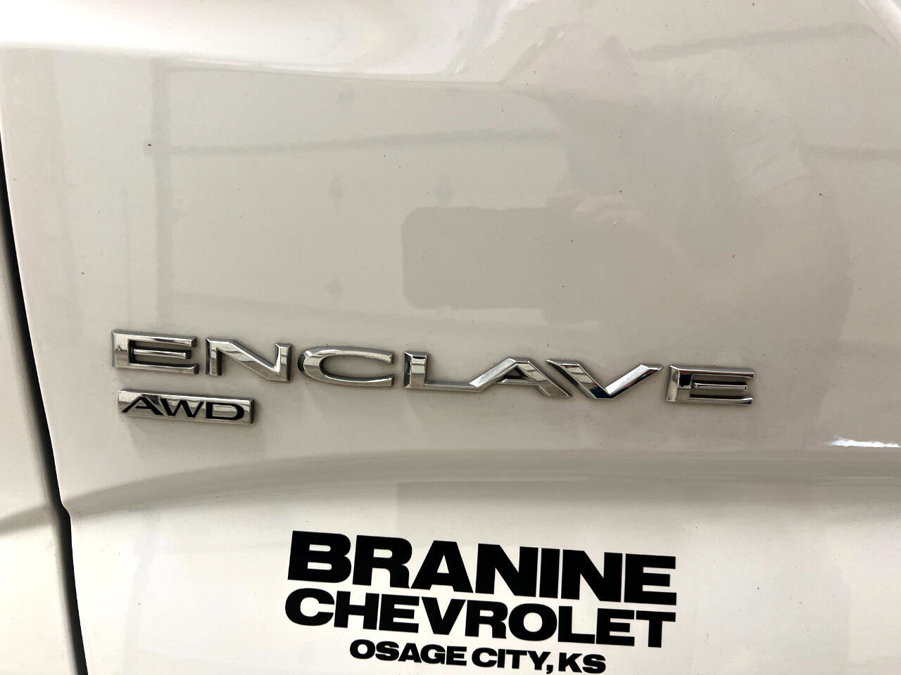 Used 2024 Buick Enclave Premium image 15