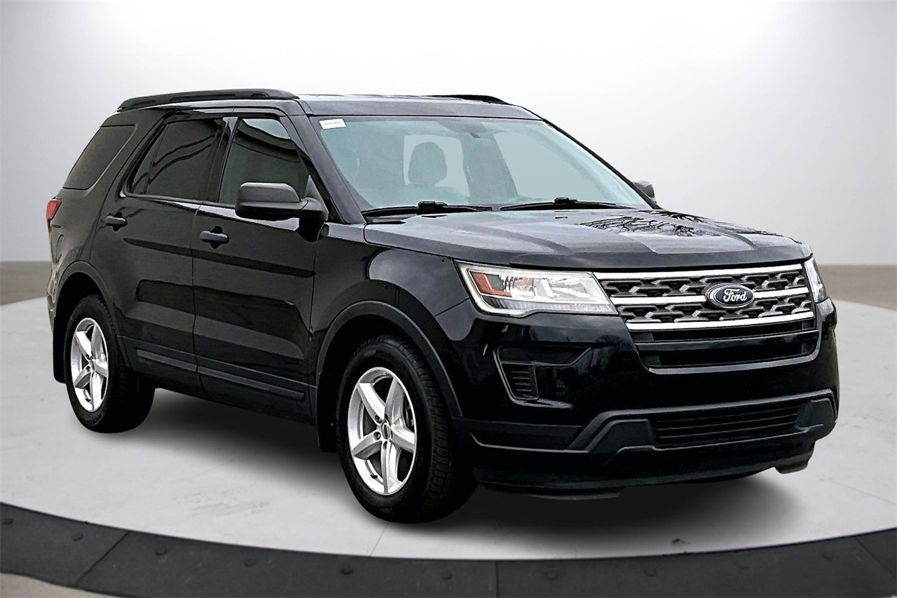 Used 2019 Ford Explorer FWD image 2