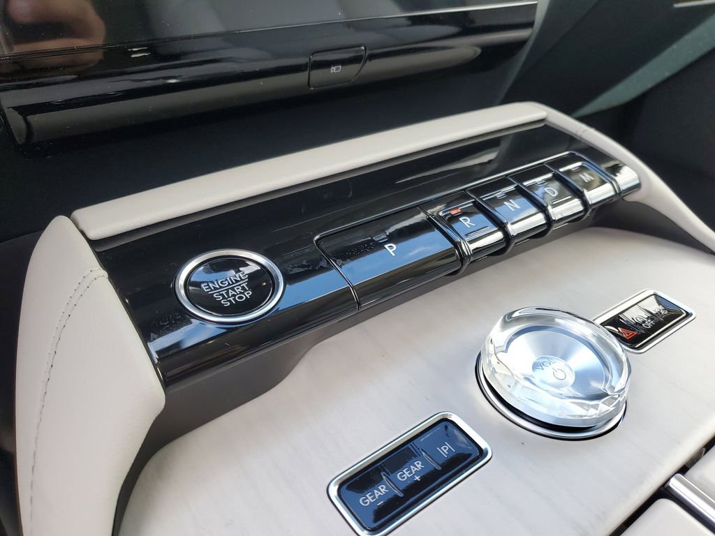 New 2025 Lincoln Navigator L Reserve image 30