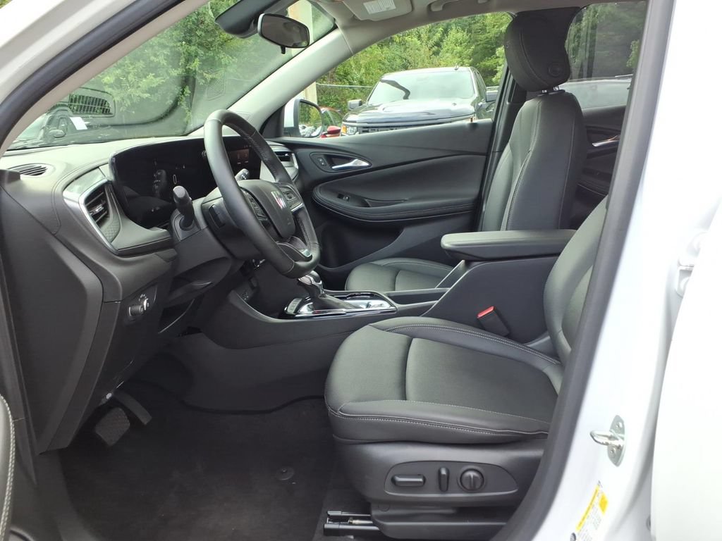Certified 2024 Buick Encore GX Sport Touring w/ Experience Buick Package AWD/4WD image 9