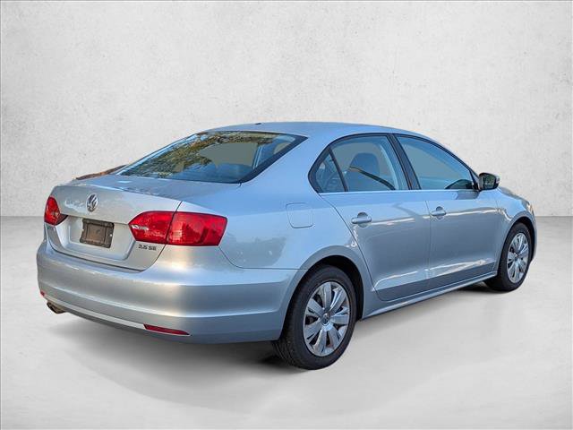 Used 2013 Volkswagen Jetta SE FWD image 4