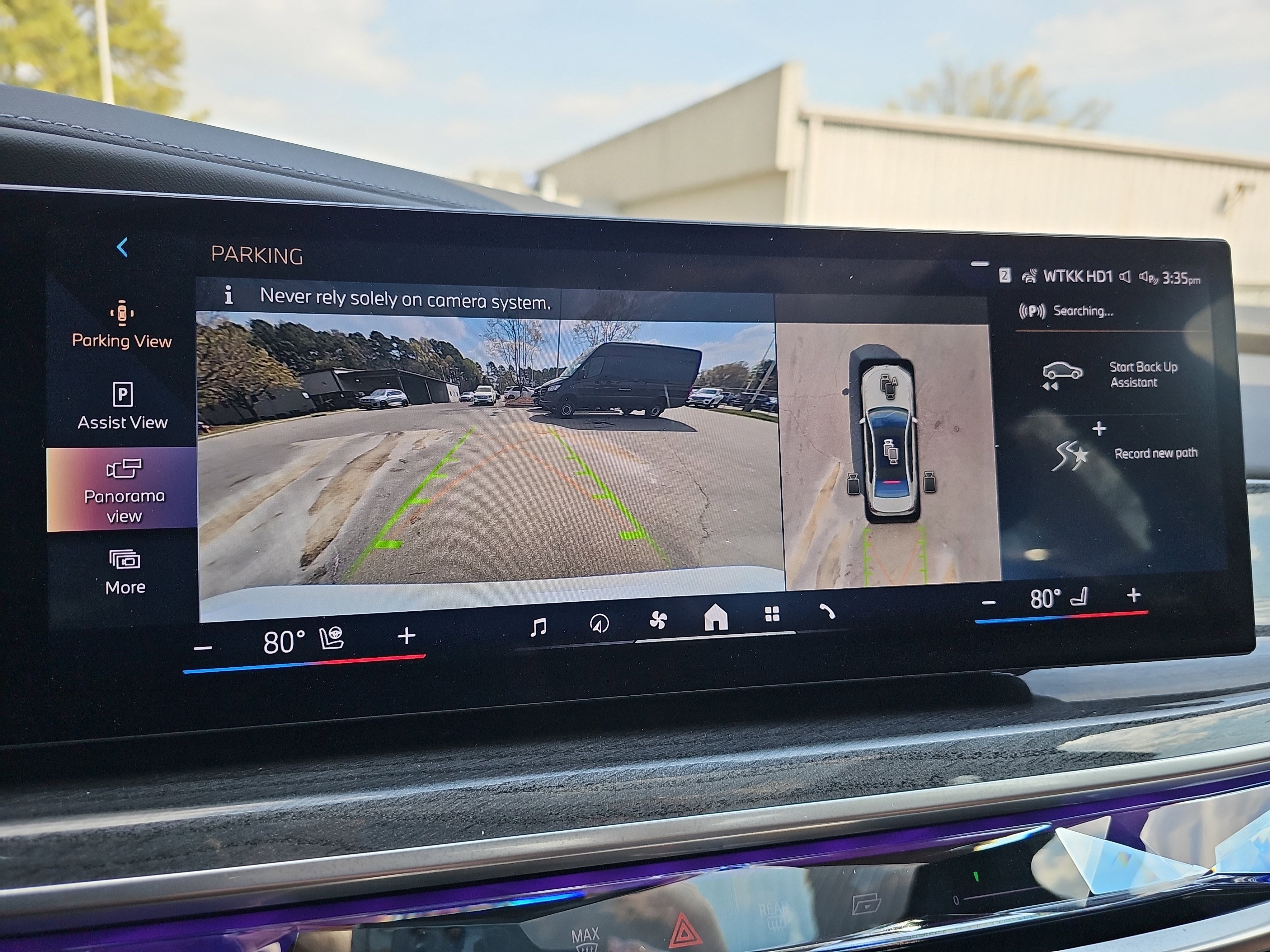 Certified 2025 BMW 750e xDrive image 26