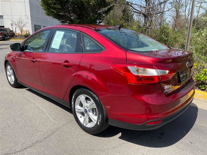 Used 2014 Ford Focus SE image 5