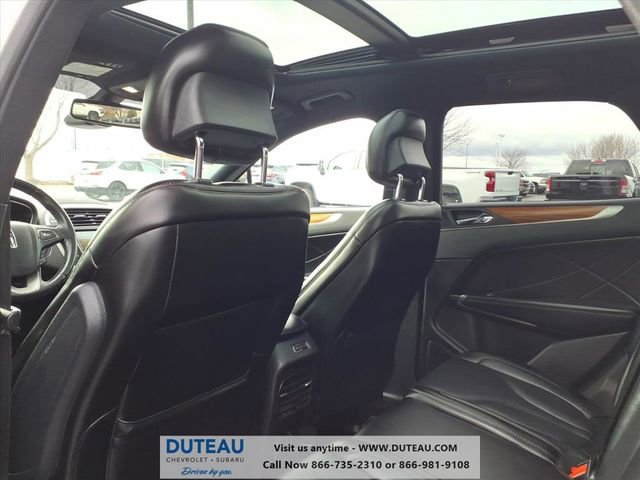 Used 2019 Lincoln MKC Reserve image 10