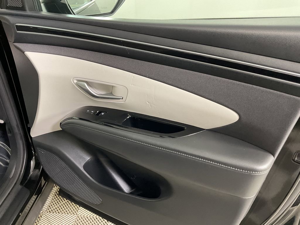 Used 2024 Hyundai Tucson Limited image 24