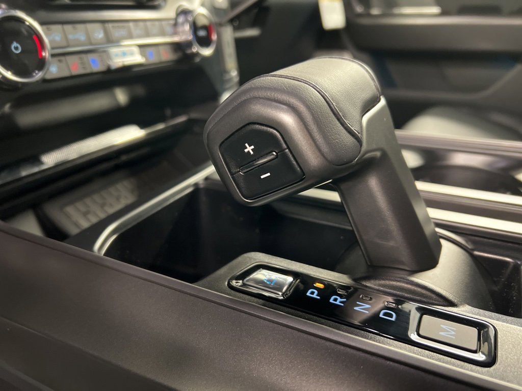 New 2025 Ford F150 Lariat w/ Equipment Group 502A High image 16