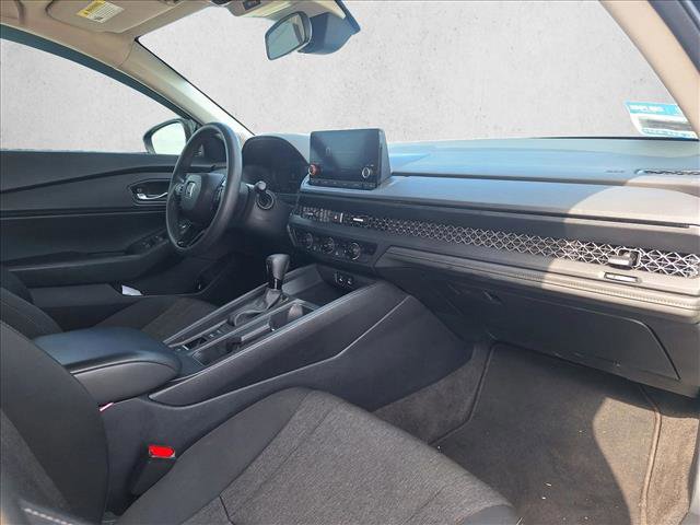 Used 2024 Honda Accord EX image 17
