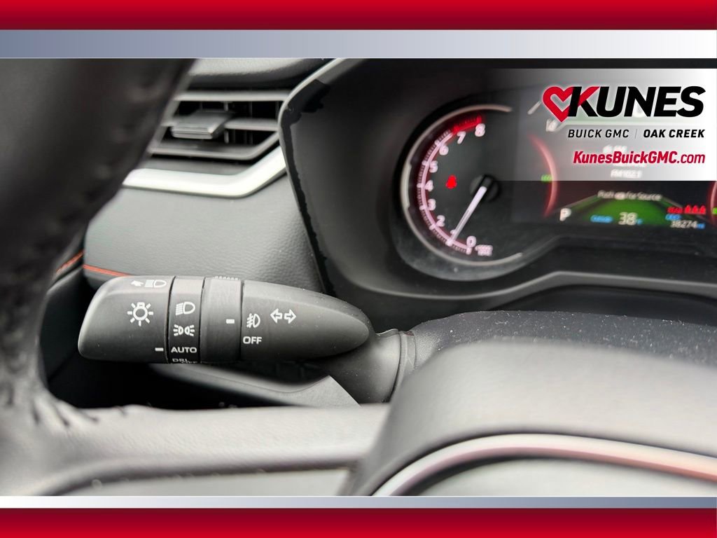 Used 2024 Toyota RAV4 Adventure image 18