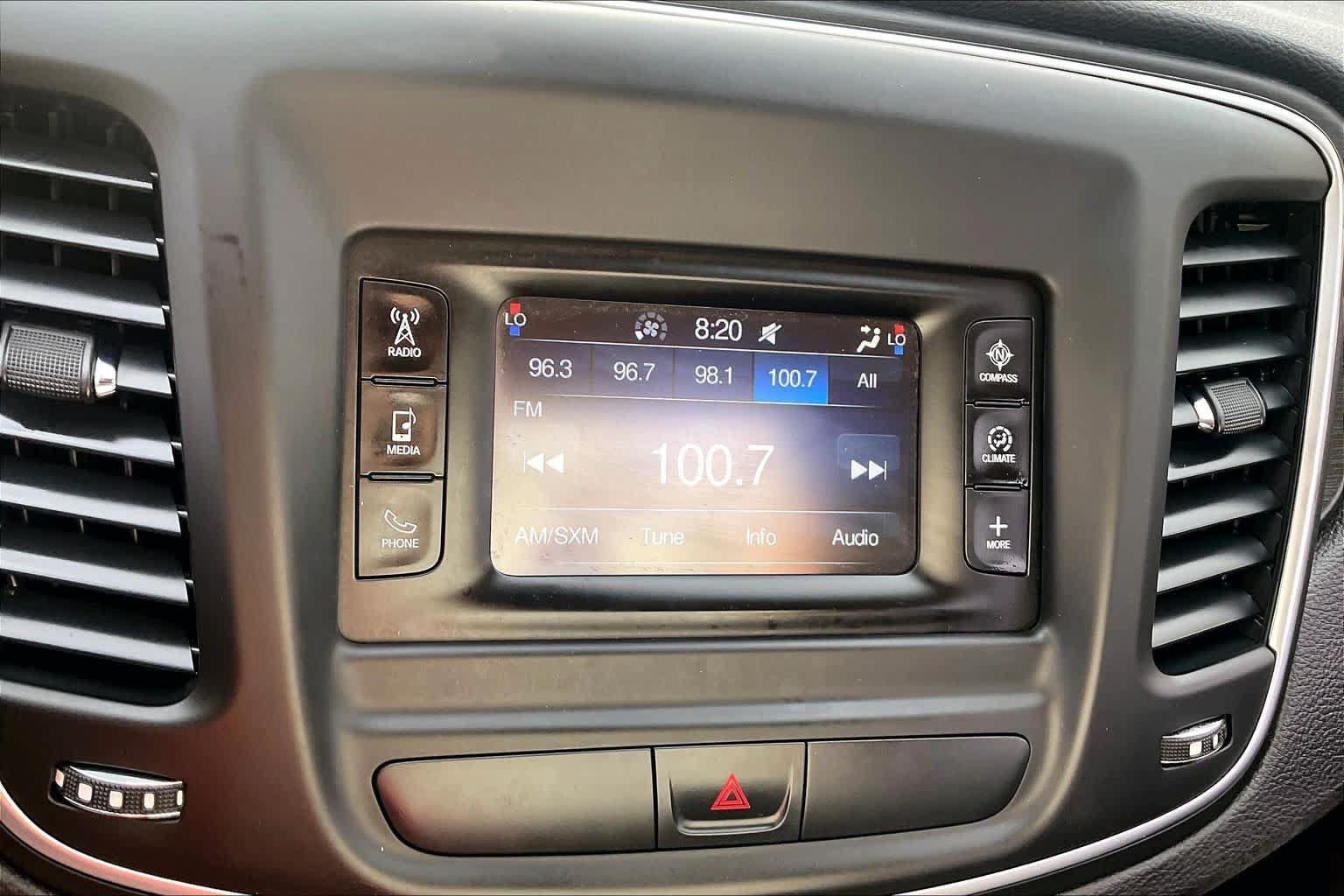 Used 2015 Chrysler 200 Limited w/ Convenience Group FWD image 33